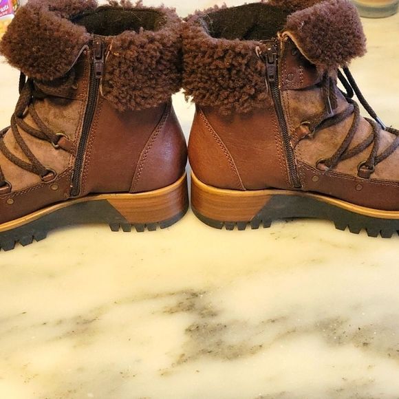 Manas genuine leather & suede size 36 winter boots - Picture 3 of 6